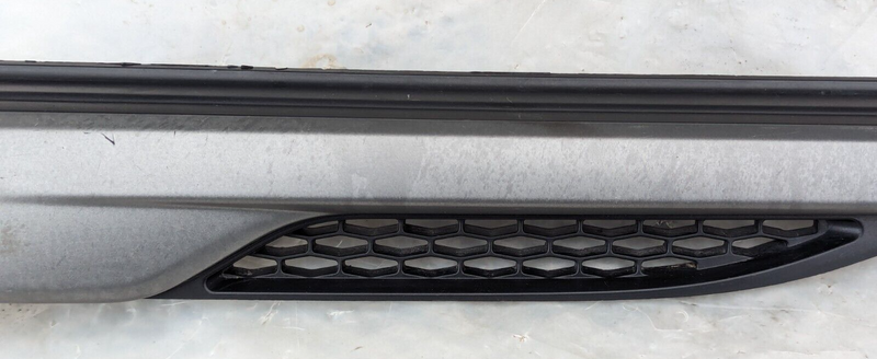 RANGE ROVER EVOQUE L538 FRONT RIGHT O/S WING FENDER GRILLE TRIM BJ32-280B10-ABW