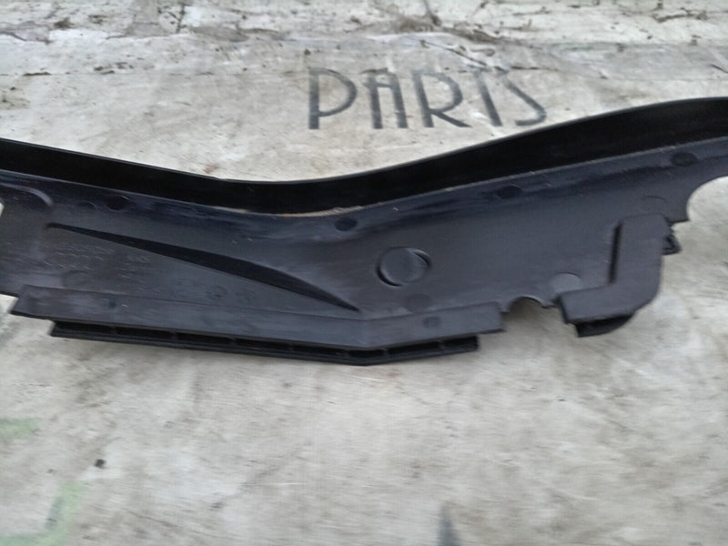 AUDI E-TRON 2018-RIGHT O/S COWL WATER DEFLECTOR CROSS MEMBER BRACKET 4KE805266