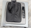 MERCEDES-BENZ C-CLASS W204 07-11 GEAR SELECTOR KNOB W/ SURROUND TRIM A2042672410