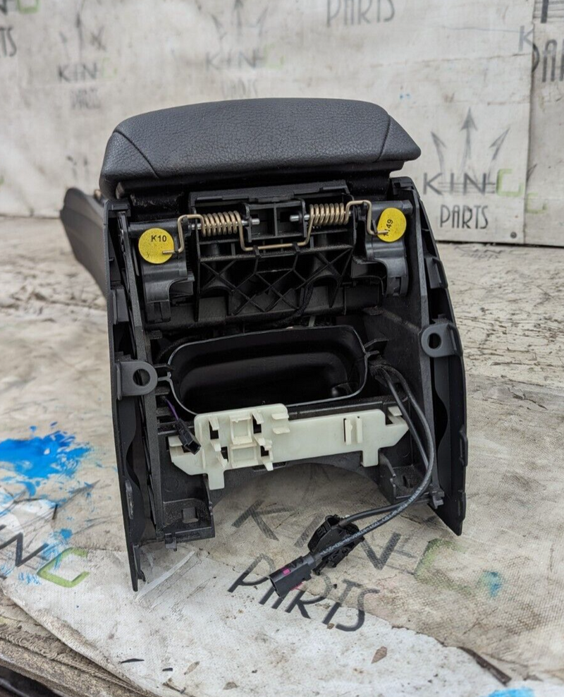BMW 3 SERIES F30 2011-2019 CENTRAL CONSOLE ARMREST 105015903 GENUINE