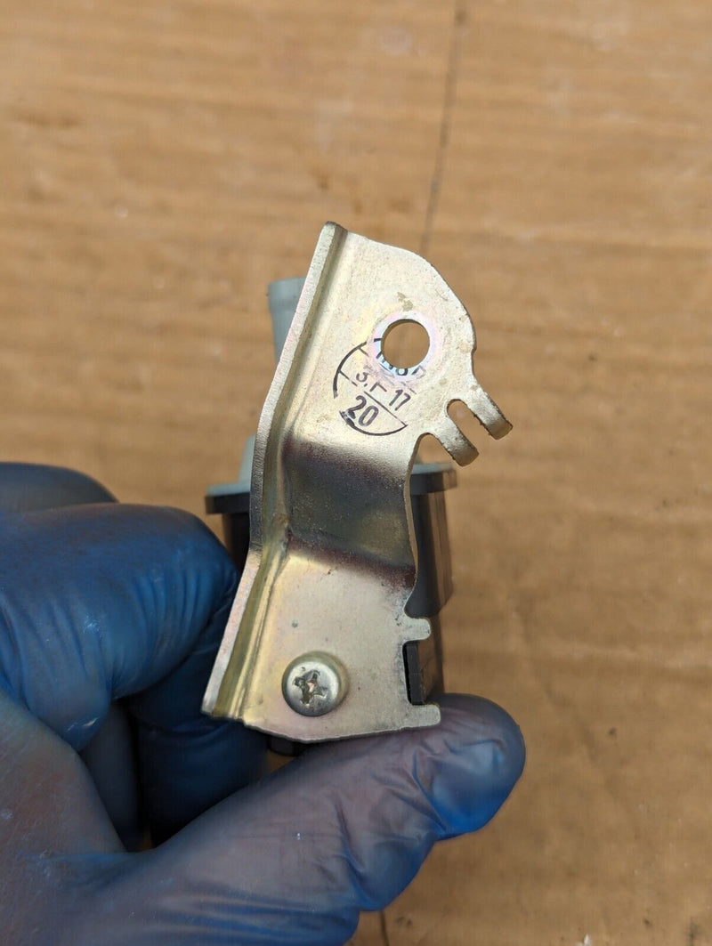 TOYOTA RAV4 MK5 XA50 2019-ON VACUUM VALVE SENSOR 90910-12279 GENUINE