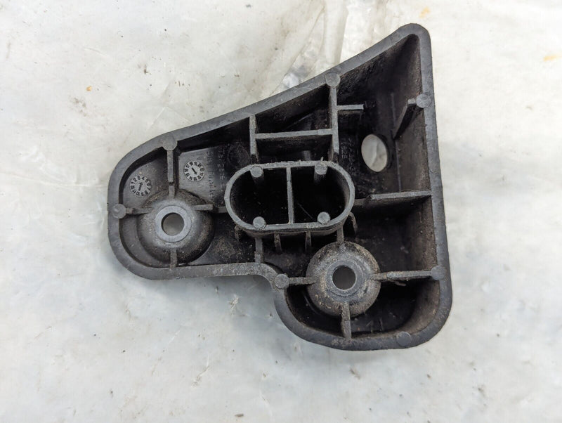 RANGE ROVER EVOQUE L538 11-15 REAR TAILGATE BUMPER STOP BRACKET BJ32-17B918-AB