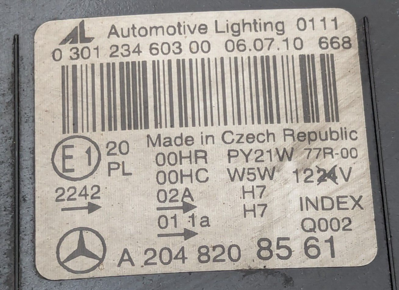 MERCEDES-BENZ C-CLASS W204 07-11 FRONT LEFT N/S HEADLIGHT HEADLAMP A2048208561