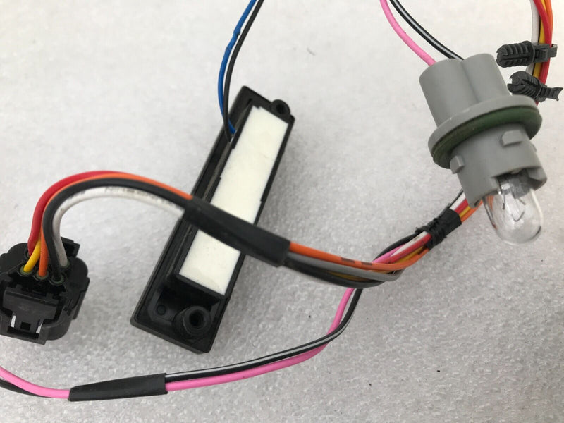 HYUNDAI KONA OS LCI 2020-22 REAR NUMBER PLATE WIRING LOOM & SWITCH /CAM plug