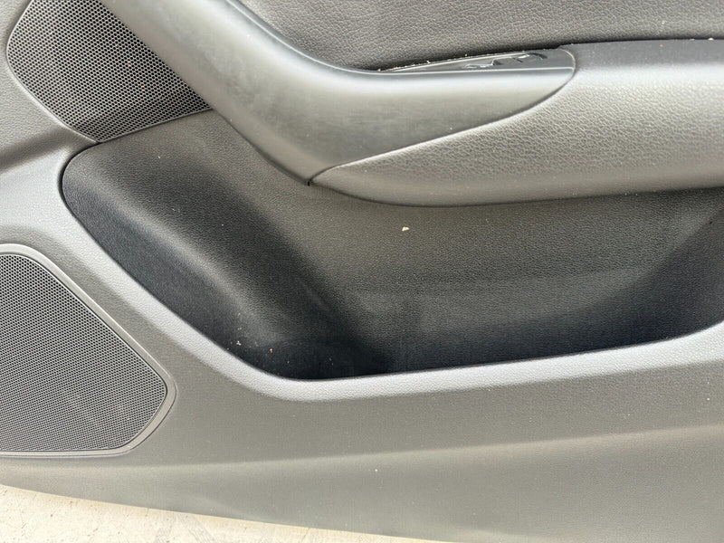 AUDI Q3 8U 2011-2018 FRONT RIGHT O/S DOOR INNER CARD PANEL TRIM 8U1.867.106