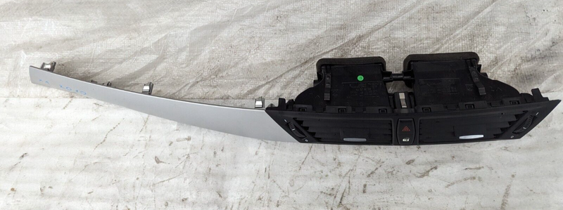 BMW X1 E84 2009-2015 DASHBOARD CENTER AIR VENT GRILL PANEL 2991702 2991681