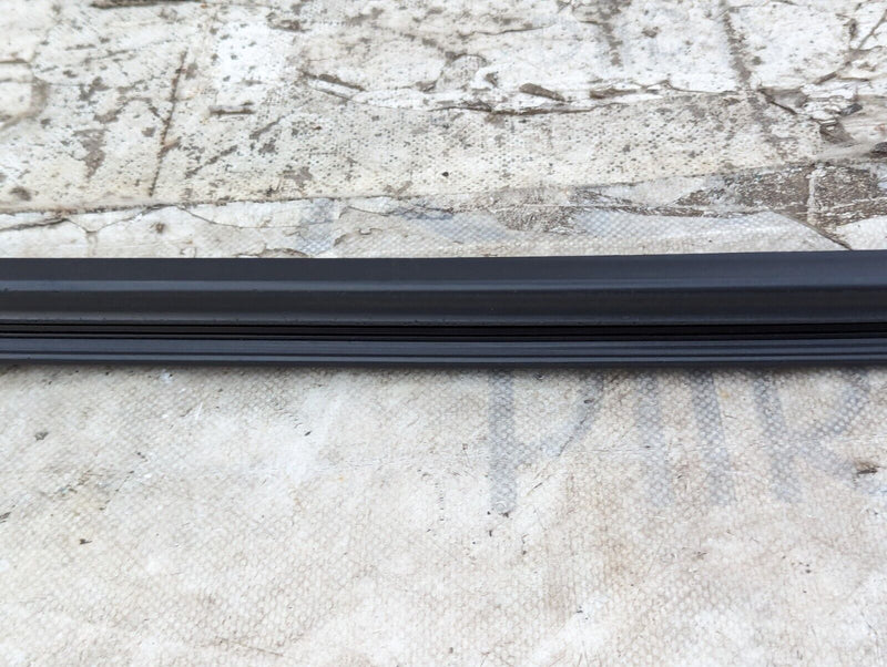 MERCEDES S-CLASS W221 06-13 REAR RIGHT O/S WINDOW INNER SLIDING SEAL GENUINE