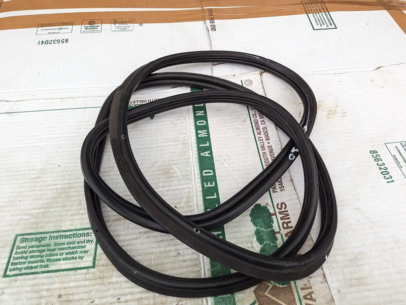 BMW 3 SERIES F30 2011-2019 REAR RIGHT O/S DOOR RUBBER SEAL 7258311 GENUINE