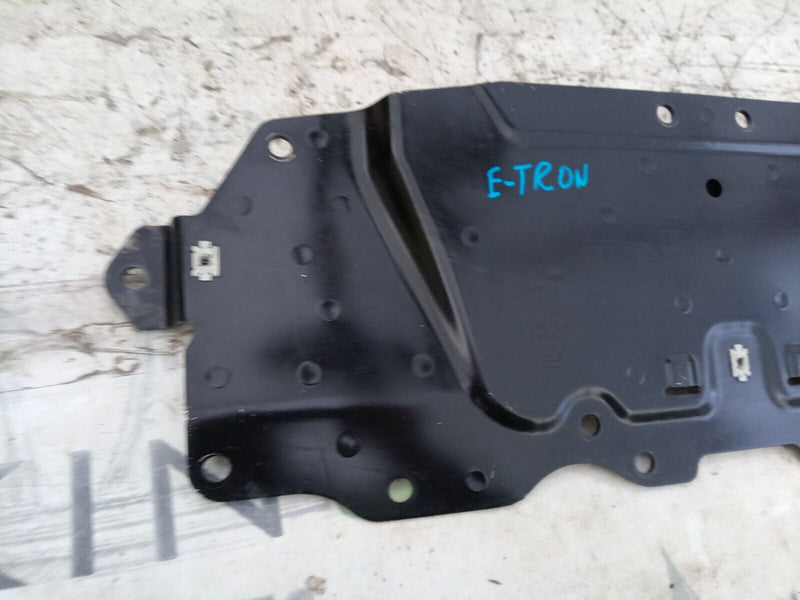 AUDI E-TRON 2018-ON FRONT UNDER BODY TRAY COVER 4KE915223A GENUINE