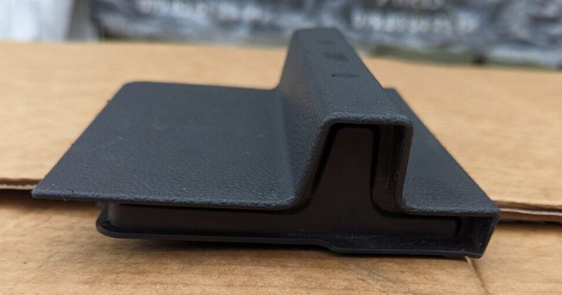 VW GOLF MK7 2012-2020 RIGHT O/S BOOT INTERIOR TRIM SUPPORT 5G6867462A GENUINE