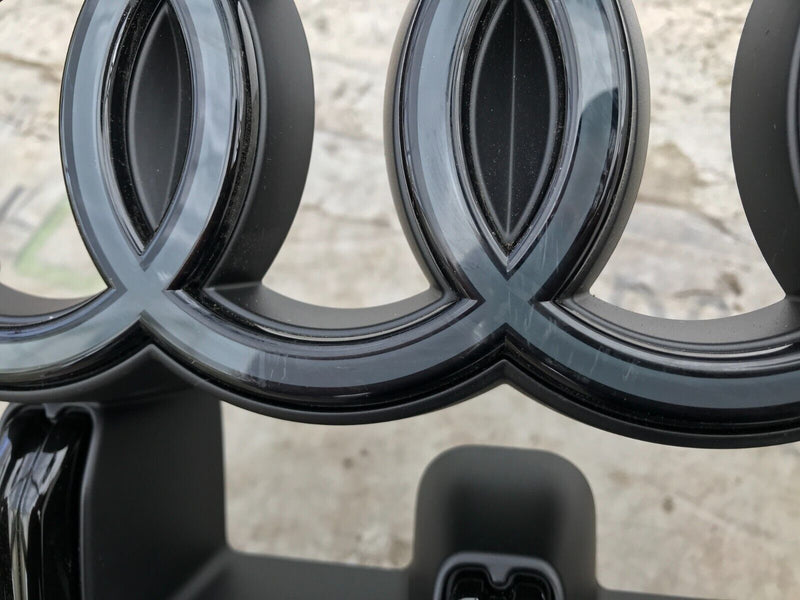 AUDI Q8 SQ8 FACELIFT LCI 2024 FRONT BUMPER GRILL RADIATOR GRILLE 4M8853651CJ