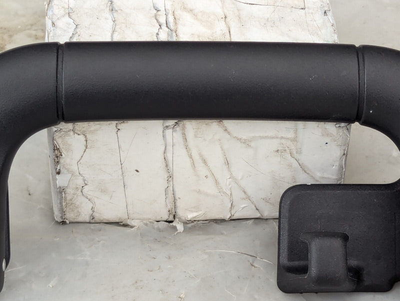 MERCEDES-BENZ C-CLASS W204 07-11 REAR RIGHT O/S ROOF GRAB HANDLE A2048100151