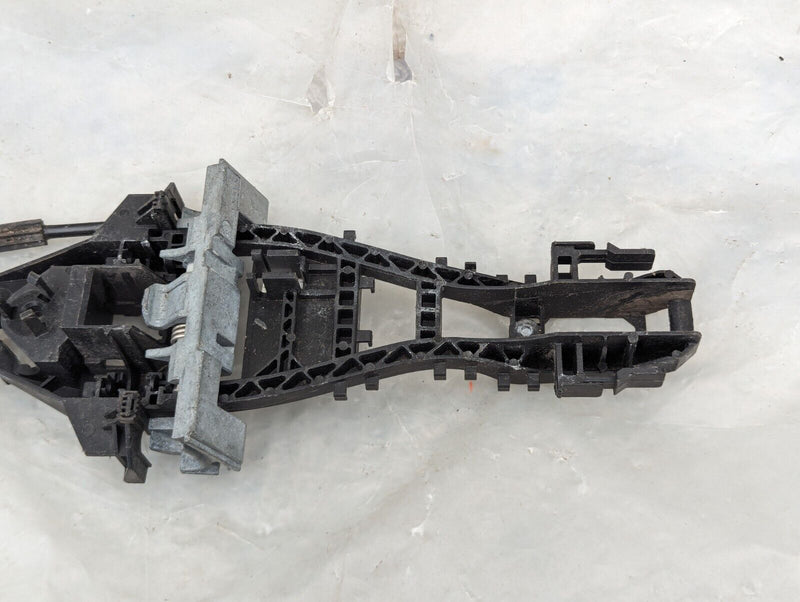 RANGE ROVER EVOQUE L538 REAR RIGHT O/S EXTERIOR DOOR HANDLE MOUNT BJ32-24994-CC