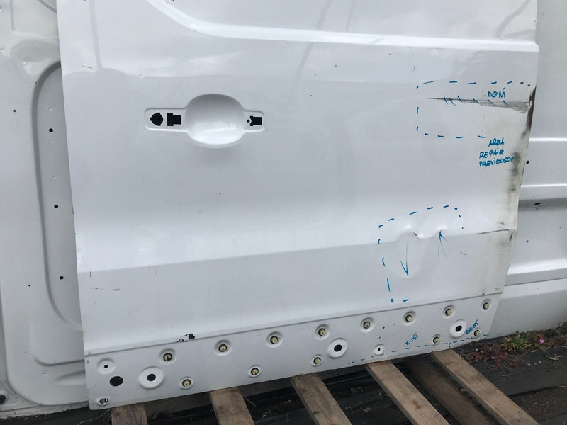 RENAULT TRAFIC, VIVARO, FIAT TALENTO 2014-19 LEFT SIDE SLIDING DOOR PANEL