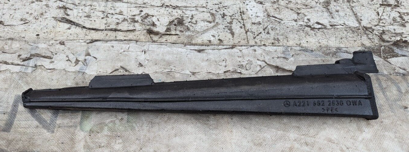 MERCEDES S-CLASS W221 06-13 REAR LEFT N/S LOWER B PILLAR DAMPING INSULATION SEAL