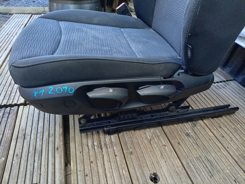 BMW X1 E84 2009-15 GENUINE FRONT SEAT LEFT PASSENGER SIDE in BLACK / GREY