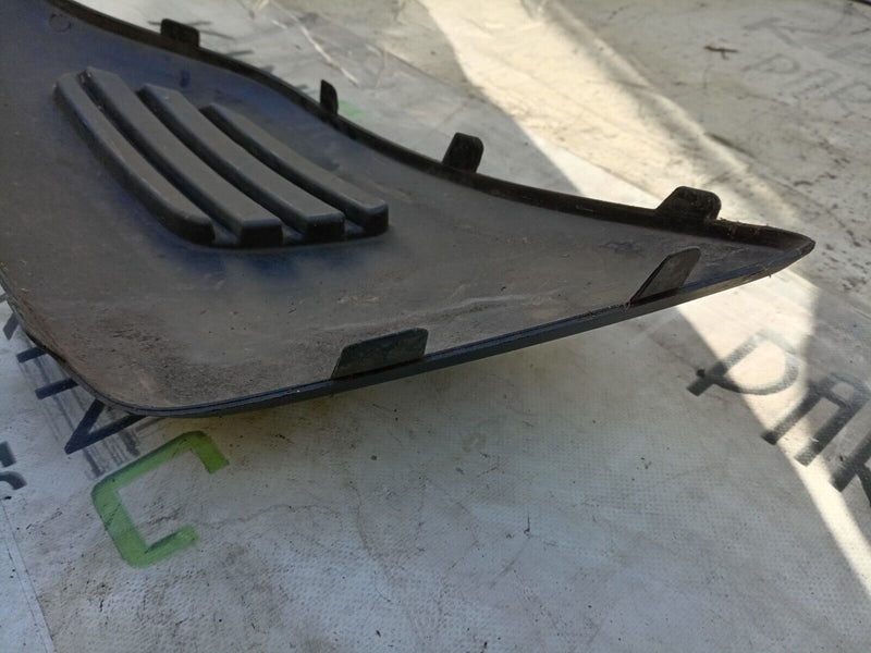 FORD TRANSIT CUSTOM 2013-2018 FRONT BUMPER RIGHT TRIM COVER BK21-R19952