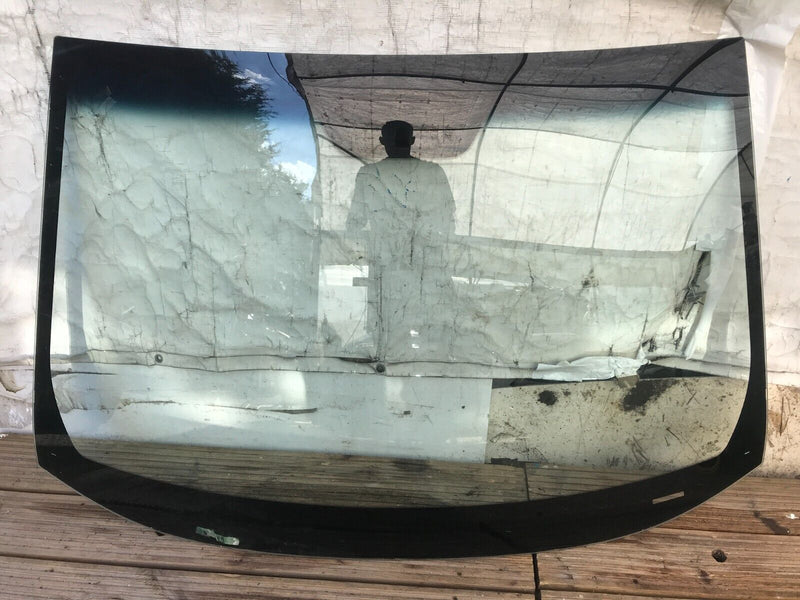 HYUNDAI IX35 2010-2015 WINDSCREEN GLASS HEATED & RAIN SENSOR GENUINE 86115-4W100
