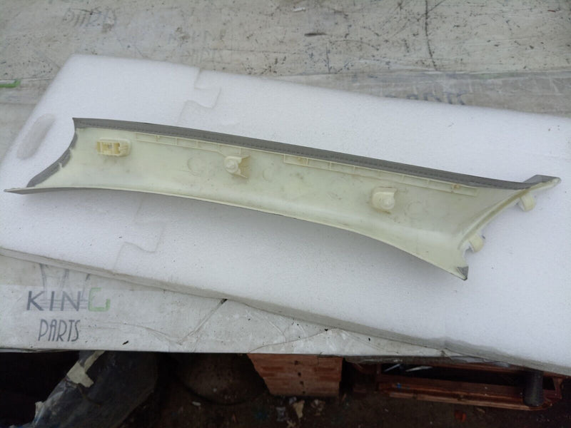 BMW X1 E84 09-15 FRONT DRIVER RIGHT SIDE A PILLAR TRIM COVER GENUINE 2990774