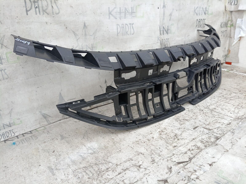 VOLKSWAGEN ID.4 ID4 2020-ON FRONT BUMPER GRILL BRACKET GENUINE 11A807231