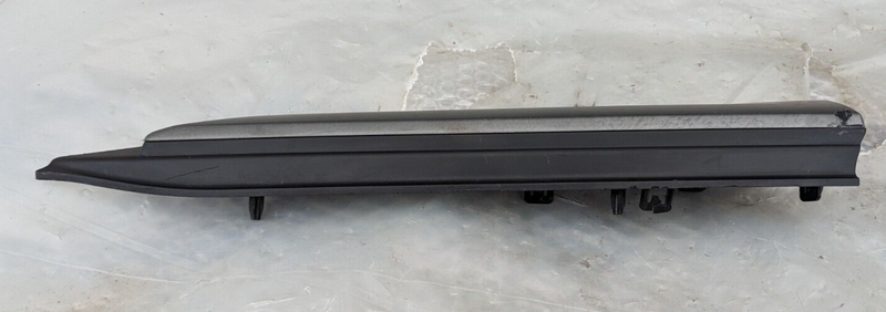 RANGE ROVER EVOQUE L538 FRONT RIGHT O/S WING FENDER GRILLE TRIM BJ32-280B10-ABW