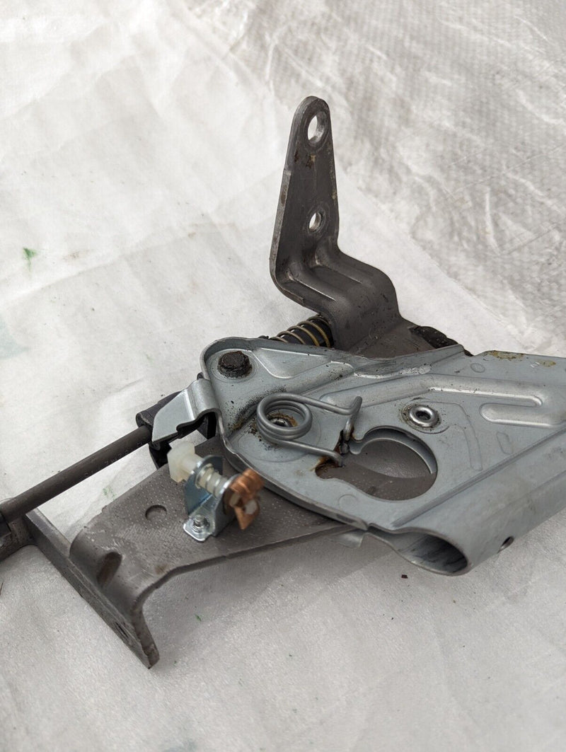 BMW X1 E84 2009-2015 HANDBRAKE LEVER 6782750