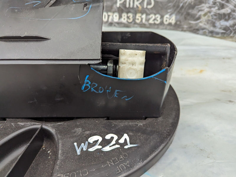 MERCEDES S-CLASS W221 06-13 SPARE WHEEL TOOL KIT A2218980207 GENUINE DAMAGE