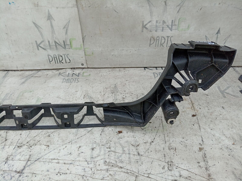 JAGUAR XE X760 2015-23 REAR BUMPER CENTRE SUPPORT BRACKET GX73-17E855-AB
