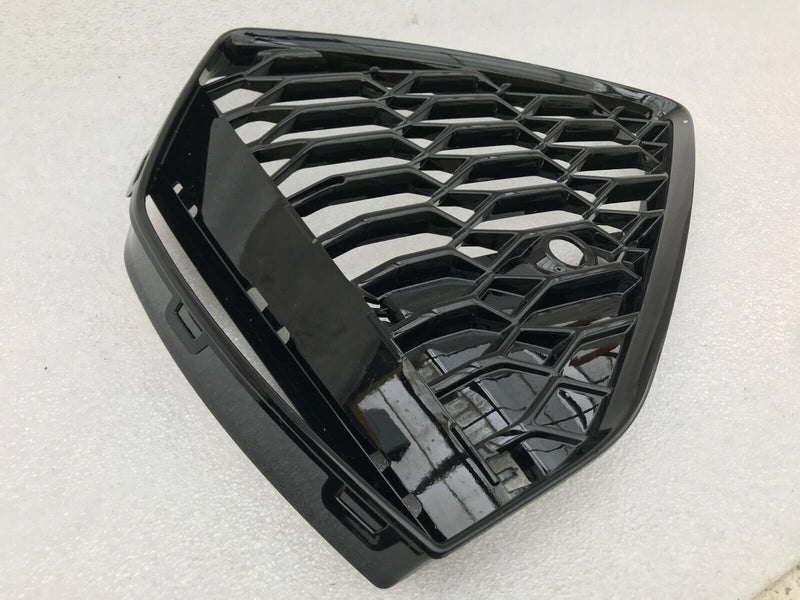 AUDI RS7 C8 2019- FRON BUMPER LEFT PASSENGER SIDE GRILL TRIM MOULDING 4K8807681D