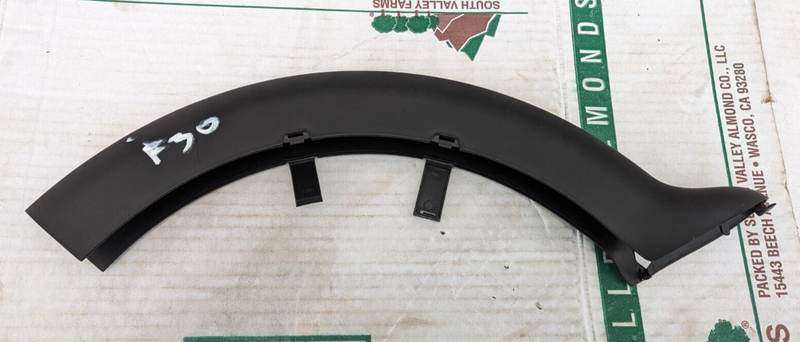 BMW 3 SERIES F30 2011-2019 RIGHT O/S BOOTLID HINGE COVER TRIM PANEL 7255696