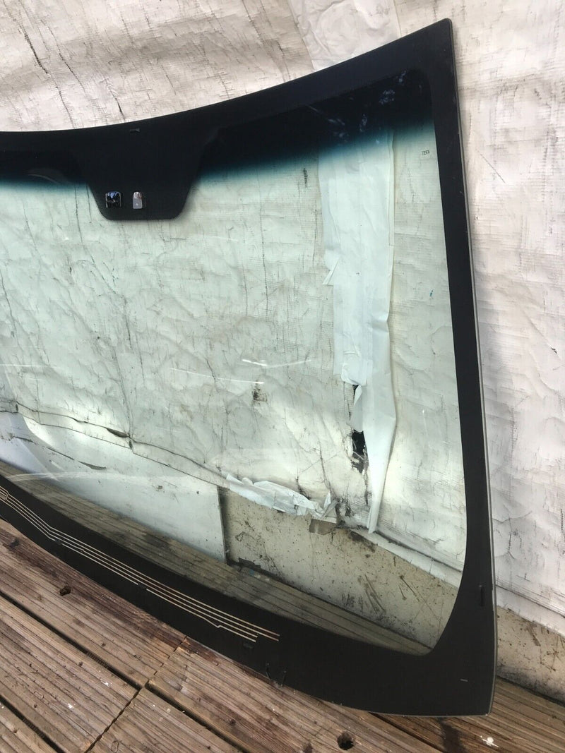 HYUNDAI IX35 2010-2015 WINDSCREEN GLASS HEATED & RAIN SENSOR GENUINE 86115-4W100