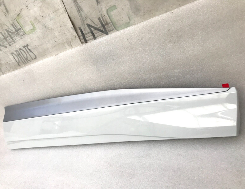 AUDI Q4 E-TRON *NEW FRONT DOOR TRIM MOULDING PANEL RIGHT SIDE 89A.853.960B