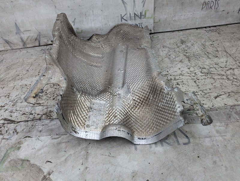 BMW 3 SERIES F30 11-19 FUEL TANK HEAT INSULATION SHIELD COVER 7117372 GENUINE