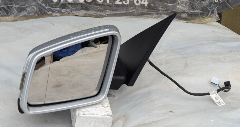 MERCEDES-BENZ C-CLASS W204 2007-2014 LEFT N/S DOOR WING MIRROR A3160441 GENUINE