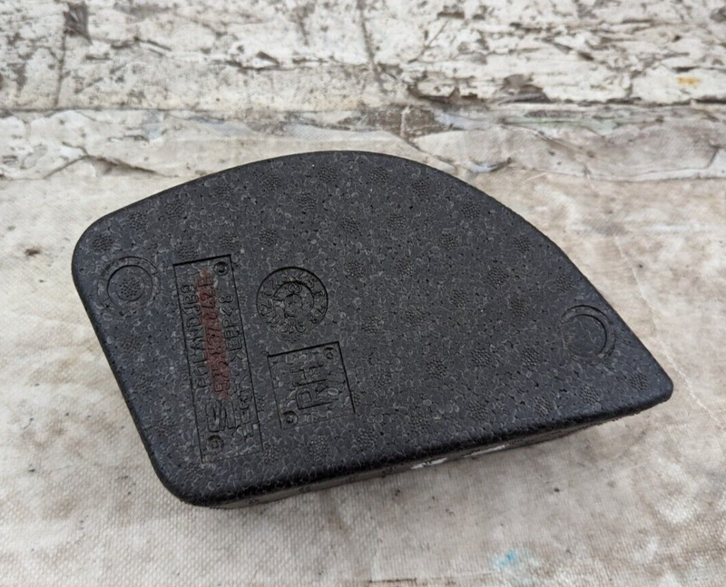 SKODA KAROQ NU7 17-2021 FRONT RIGHT O/S CUSHIONED INNER PROTECTION 575837842B