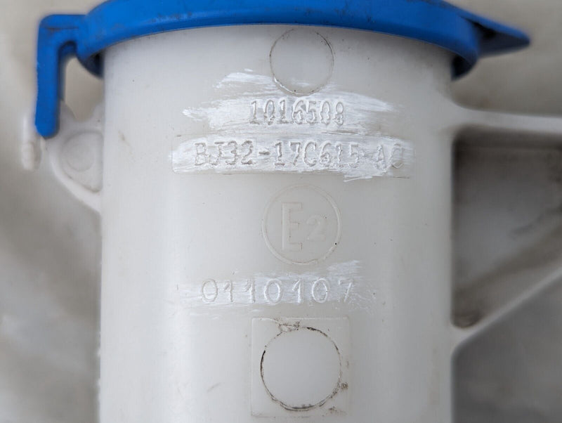 RANGE ROVER EVOQUE L538 11-15 WASHER RESERVOIR TANK FILLER NOZZLE BJ32-17C615-AC