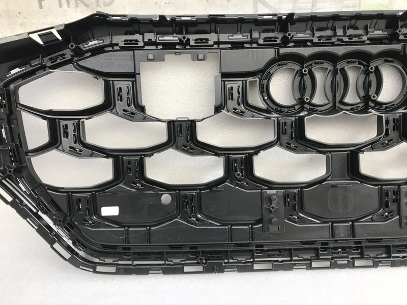 AUDI Q8 SQ8 FACELIFT LCI 2024 FRONT BUMPER GRILL RADIATOR GRILLE 4M8853651CL