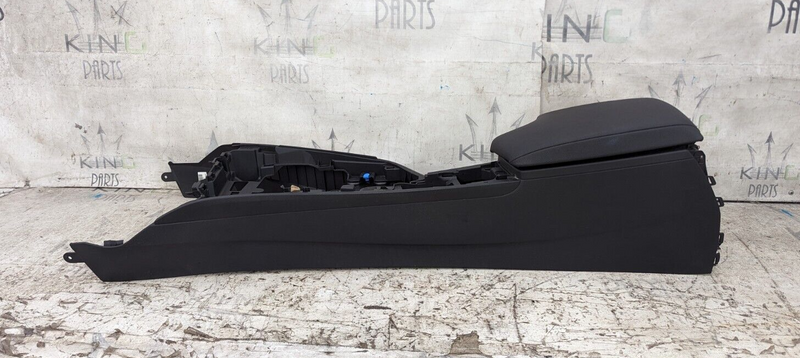 BMW 3 SERIES F30 2011-2019 CENTRAL CONSOLE ARMREST 105015903 GENUINE