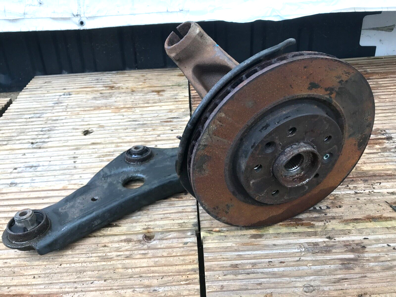 NISSAN QASHQAI J11 MK2 2013-20 1.6 DCI RIGHT SIDE FRONT HUB, WISHBONE BRAKE DISC