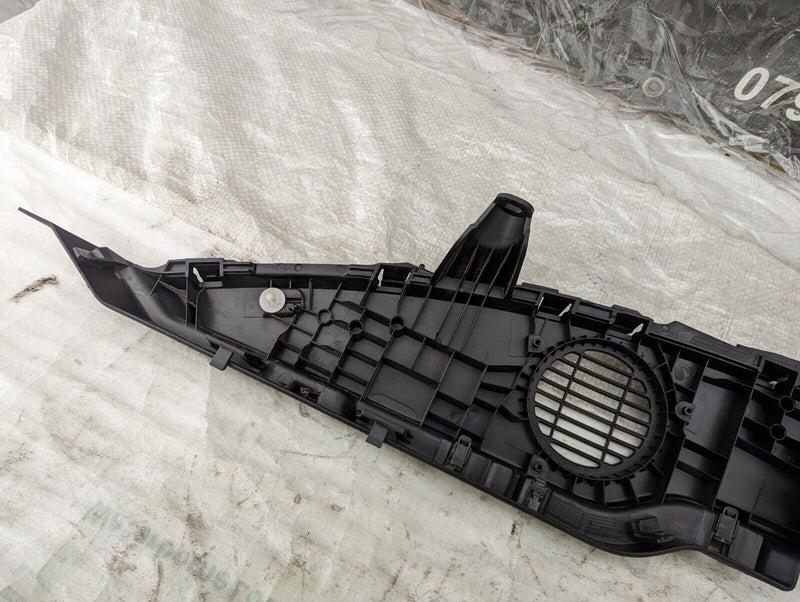 BMW X1 E84 09-15 BOOT RIGHT PARCEL SHELF TRIM PANEL SUPPORT 2991804