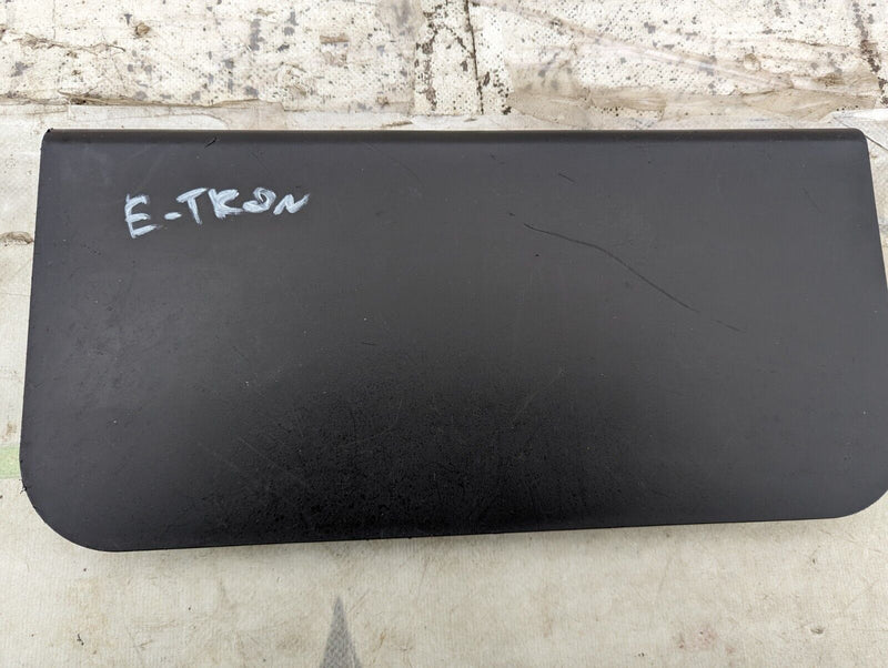 AUDI E-TRON 2018-ON FUSE PANEL TRIM COVER 4KE864229 GENUINE