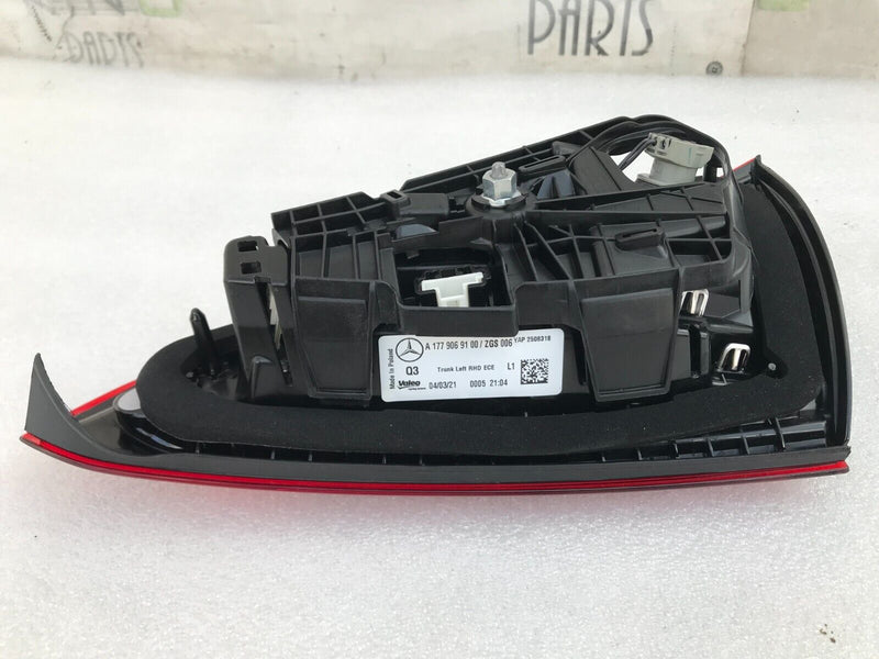 MERCEDES A W177 2018-22 SE HATCHBACK **NEW LEFT SIDE REAR TAIL LIGHT A1779069100