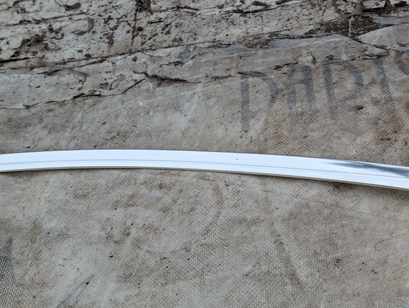 SKODA KAROQ NU7 17-21 FRONT LEFT N/S EXTERIOR TOP CHROME TRIM STRIP 575837644