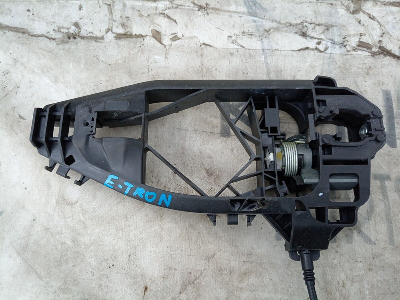 AUDI E-TRON 2018-ON FRONT LEFT N/S DOOR LOCK MECHANISM 4K2837015H GENUINE