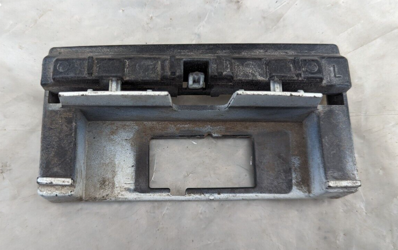 RANGE ROVER EVOQUE L538 2011-2015 FRONT LEFT N/S WING TOP BRACKET 20106297