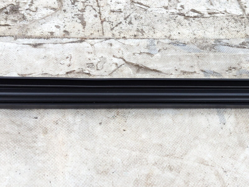 MERCEDES S-CLASS W221 06-13 REAR RIGHT O/S WINDOW INNER SLIDING SEAL GENUINE