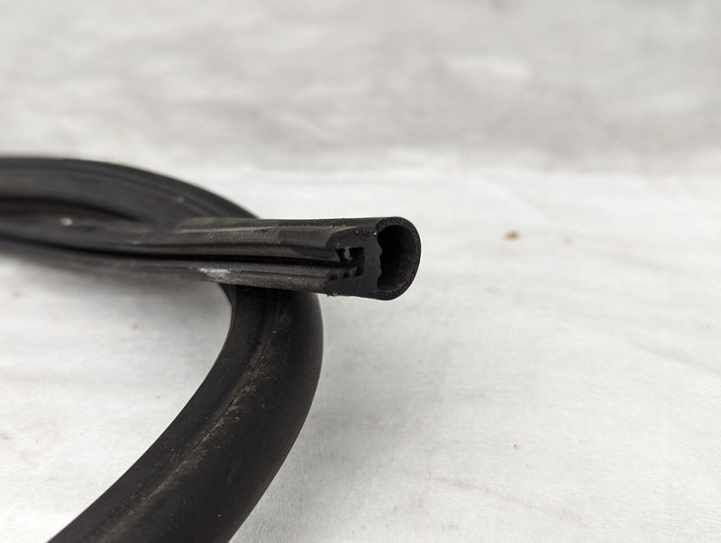 BMW X1 E84 09-15 FRONT SLAM PANEL SEAL RUBBER GENUINE 2990363