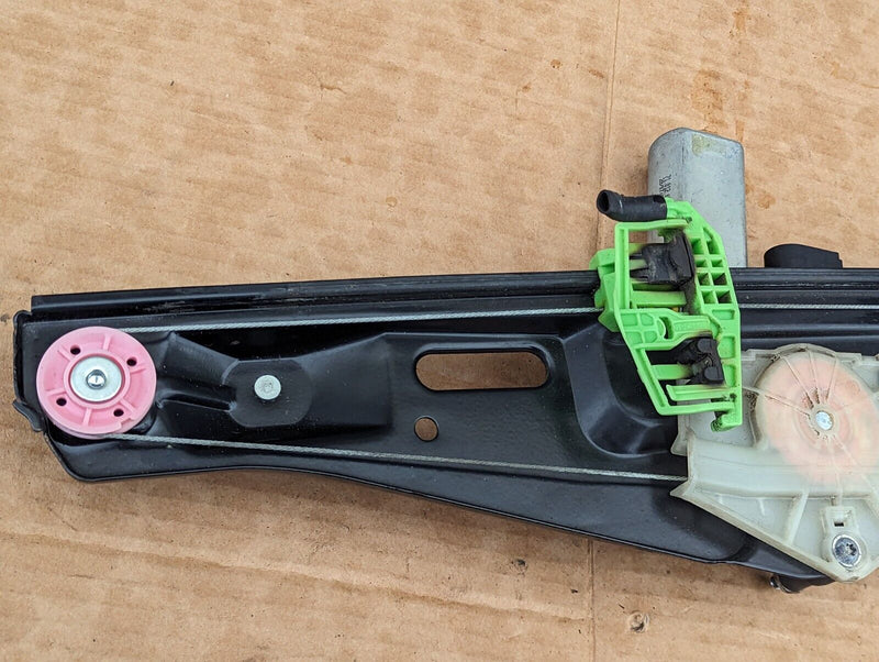 BMW X1 E84 2009-15 REAR LEFT WINDOW REGULATOR & MOTOR 2990297 GENUINE