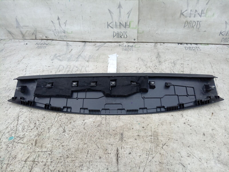 AUDI E-TRON 2018-ON BOOT LID TAILGATE TOP TRIM MOULDING COVER 4KE867606A