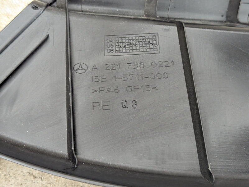 MERCEDES S-CLASS W221 06-13 REAR RIGHT O/S DOOR LOCK SURROUND TRIM A2217380221